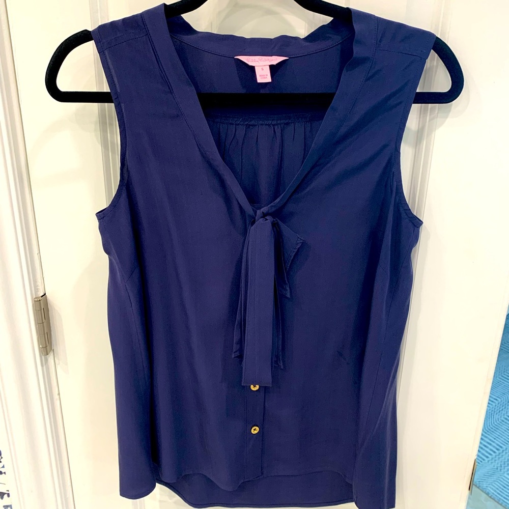 Gorgeous Lily Pulitzer Blue Sleeveless Blouse